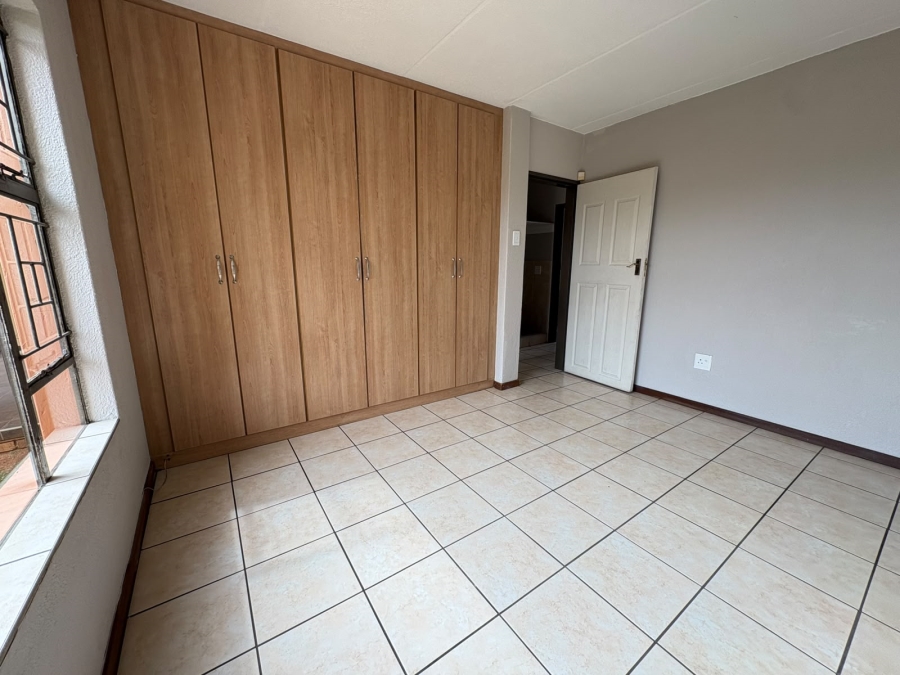 2 Bedroom Property for Sale in Vaalpark Free State